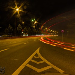 Billhorner Brückenstraße bei Nacht