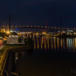 Köhlbrandbrücke bei Nacht